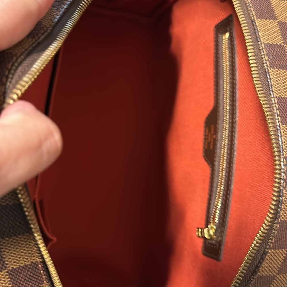 Louis Vuitton
Nolita Handbag Damier 24 Heures - Picture 3 of 9